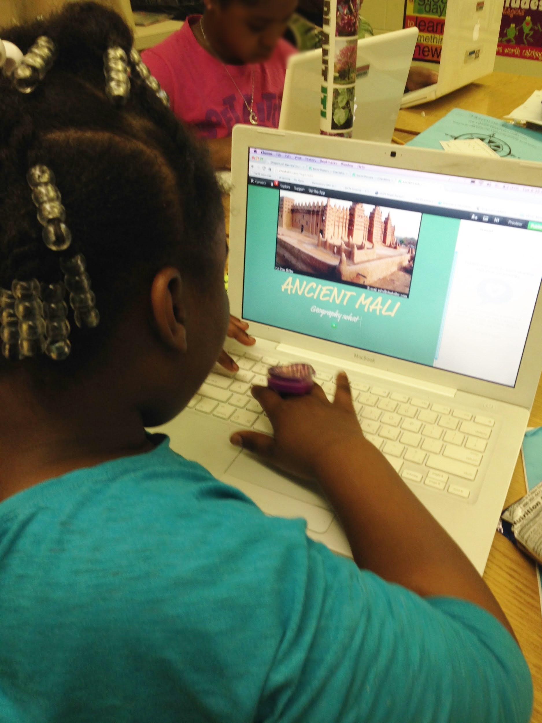 How to Bring Digital Communication to your Classroom